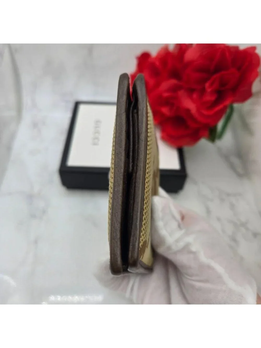 Gucci Canvas Fold Wallet Jumbo GG